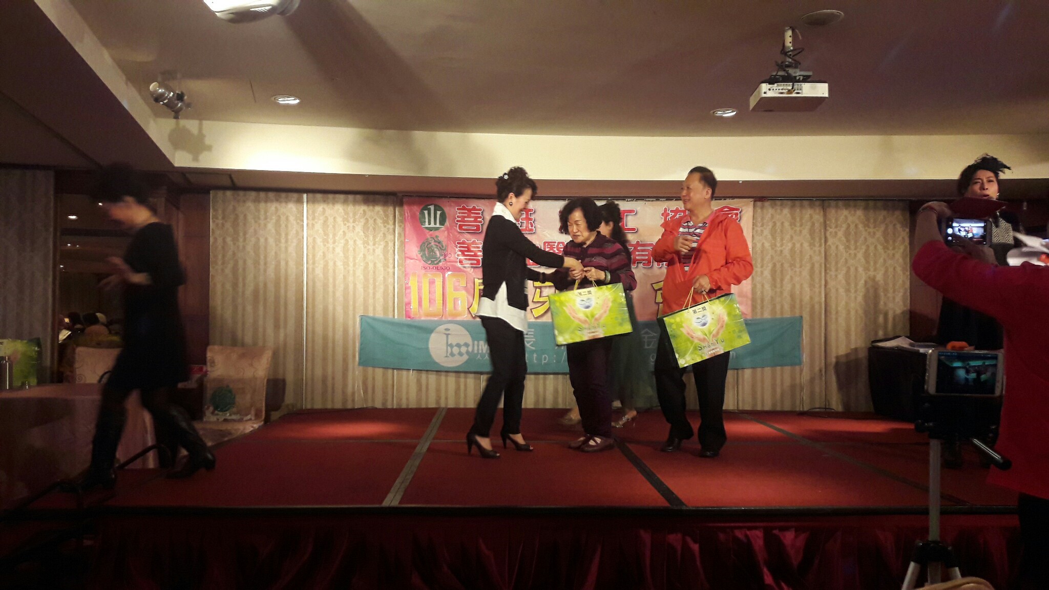 20170120年度尾牙宴_180420_0062.jpg